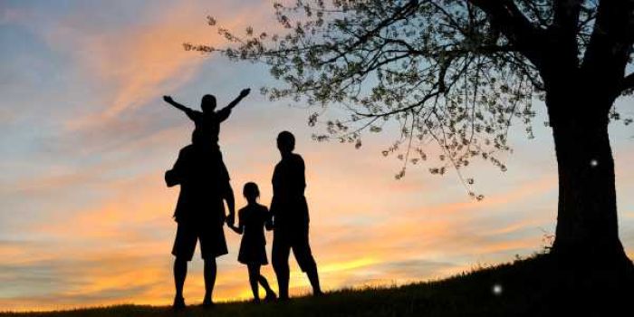 Người mệnh Tích Lịch Hoả thường tham gia nhiều hoạt động gắn bó và đoàn kết giữa các thành viên trong gia đình