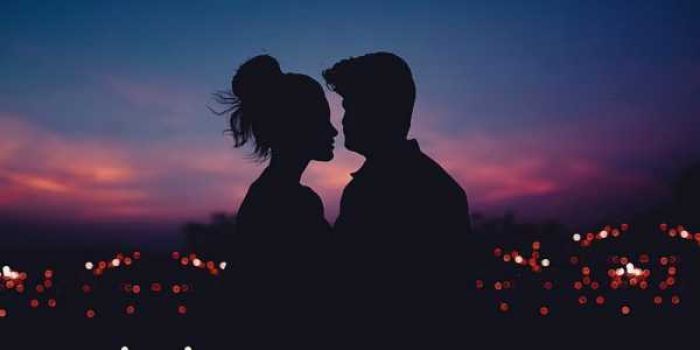 Người mệnh Sơn Hạ Hoả có tính mãnh liệt và đầy đam mê trong tình cảm