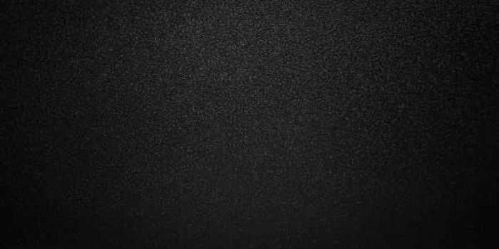 Lư Trung Hoả khắc với màu đen