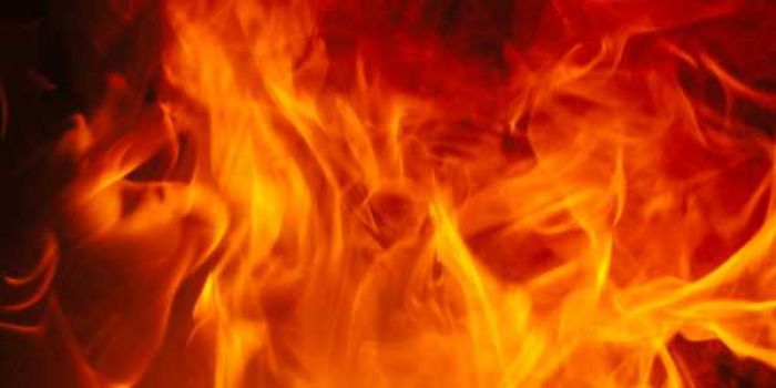 Người mệnh Trường Lưu Thuỷ khắc Lư Trung Hoả, Sơn Đầu Hoả và một số mệnh Hoả khác