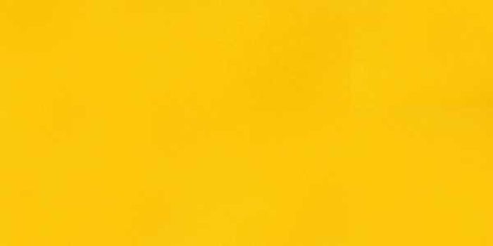 Người mệnh Thiên Hà Thủy không nên sử dụng màu thuộc hành Hoả như vàng, đỏ và da cam để tránh giảm vận khí